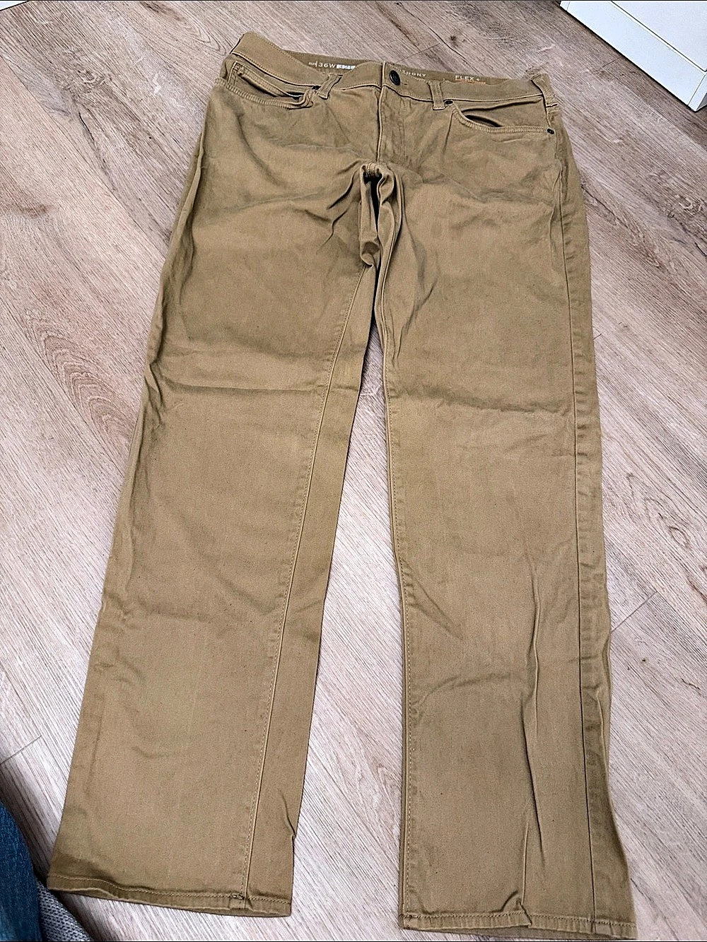 MARC ANTHONY Flexx Straight Leg Straight Leg Pants in Brown Waist 36L 32L